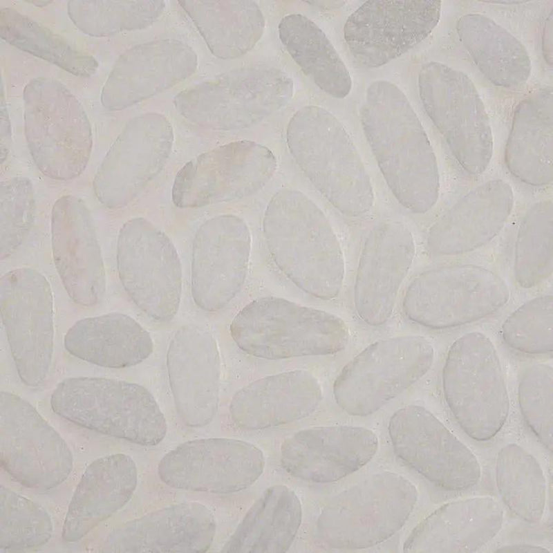 White Marble Pebbles Tumbled Pattern 10mm Mosaics close up