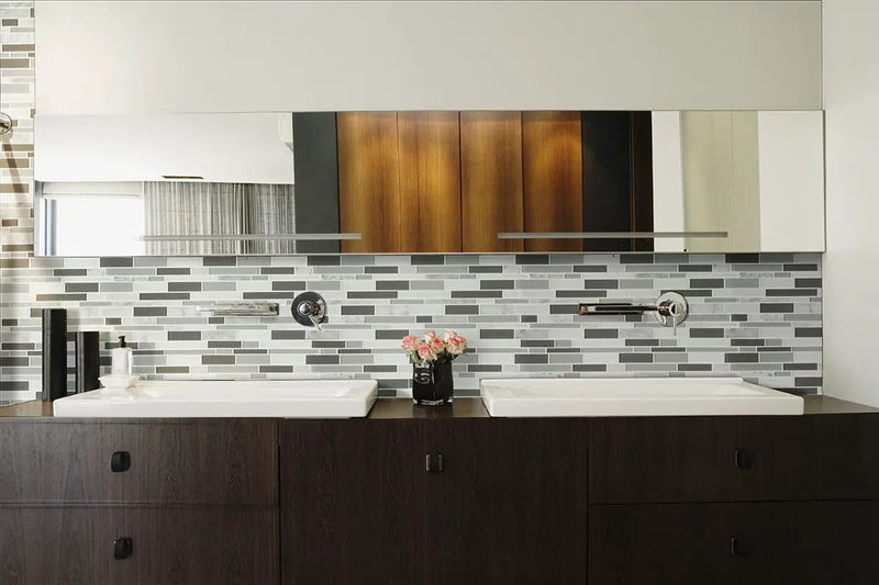 Positano Interlocking 6mm Pattern Glass Mosaics by MSI Surfaces