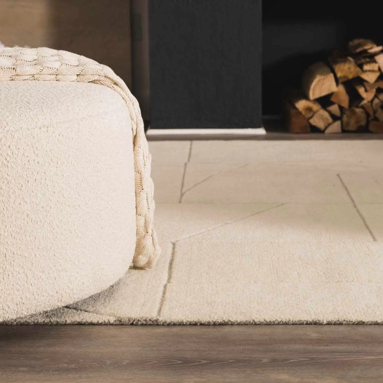 Fusao Off White Area Rug - Clearance by Boutique Rugs