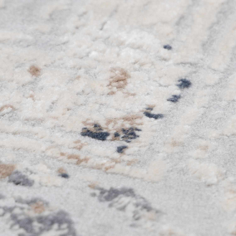 Speaks Traditional Textured Luxe Rug by Boutique Rugs