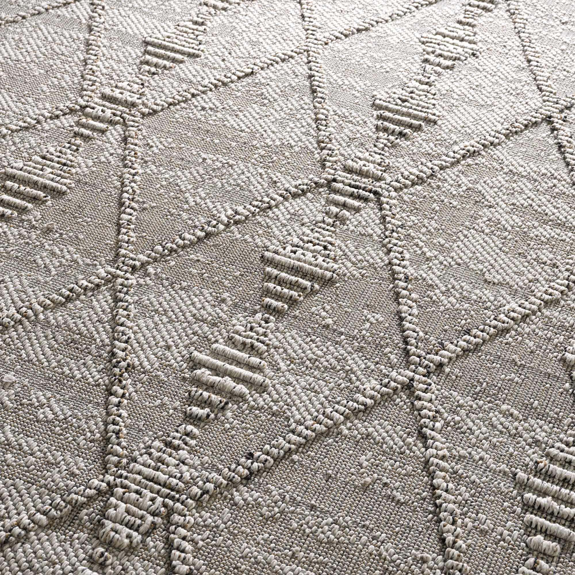 Nyla Bone Indoor & Outdoor Rug - 2x3 - Clearance by Boutique Rugs