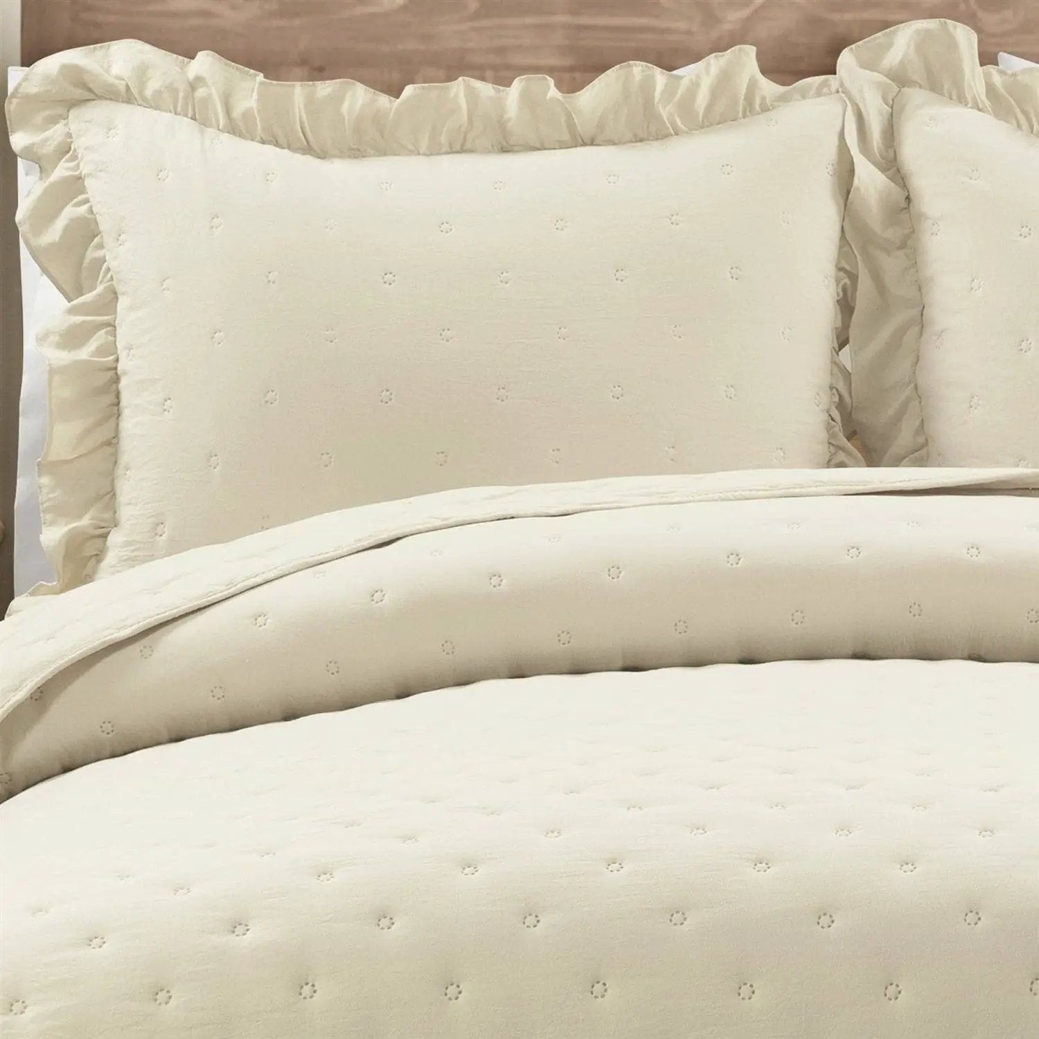 Full/Queen Lightweight Yellow Ruffle Reversible Oversized 3 Piece Quilt Set by HomePacific