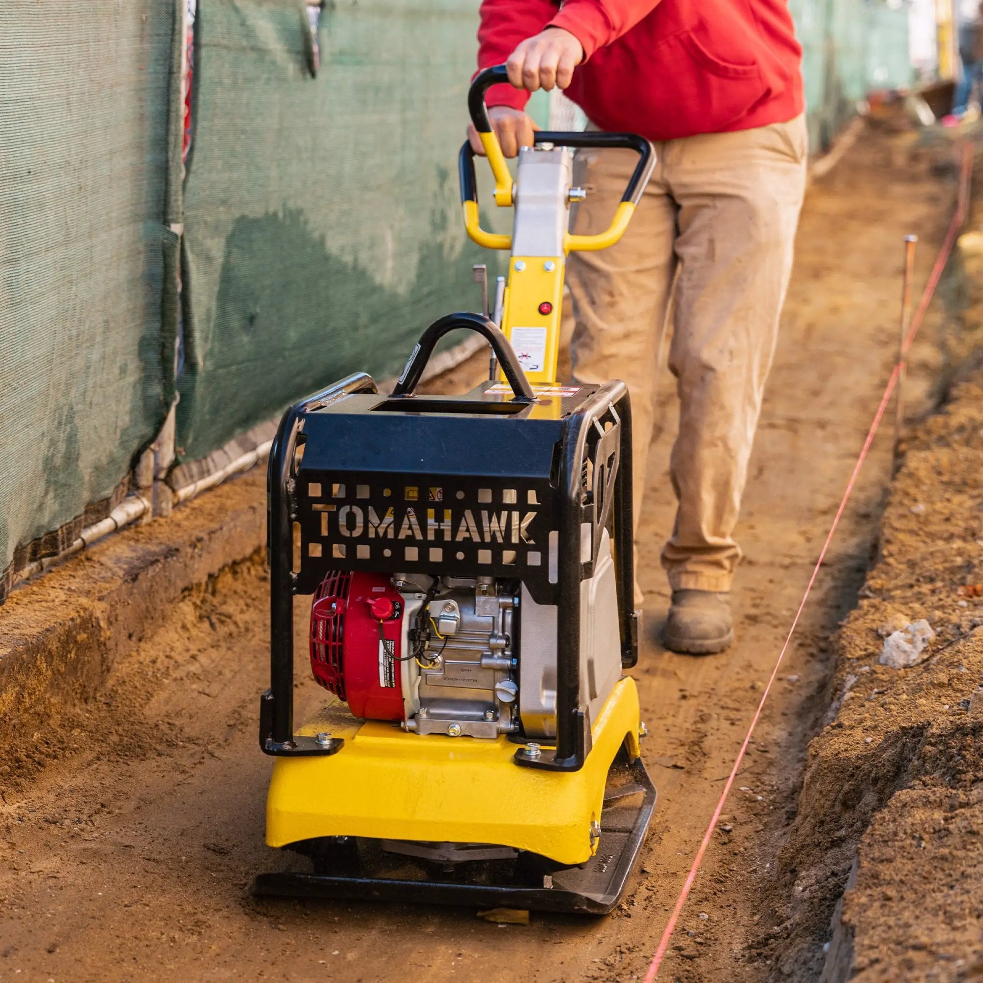 Tomahawk 6.5 HP Honda Reverse Hydraulic Plate Compactor for Soil, Aggregate, Cohesive Compaction by Tomahawk Power