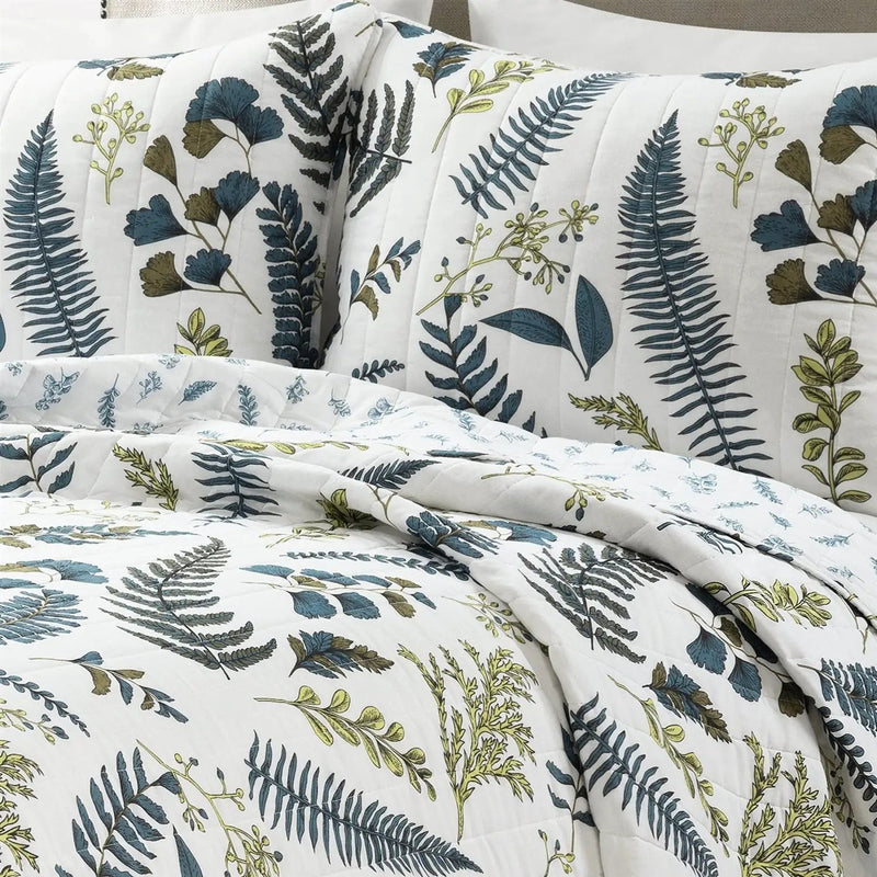 Full/Queen Reversible Cotton Lightweight Floral Fern 3 Piece Quilt Set by HomePacific