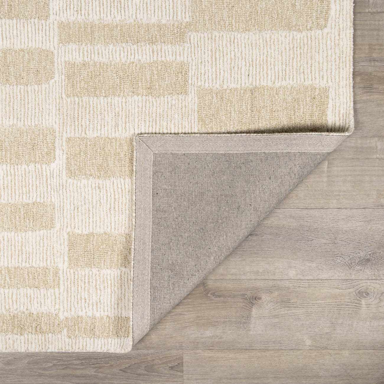 Teige Light Silver Area Rug by Boutique Rugs