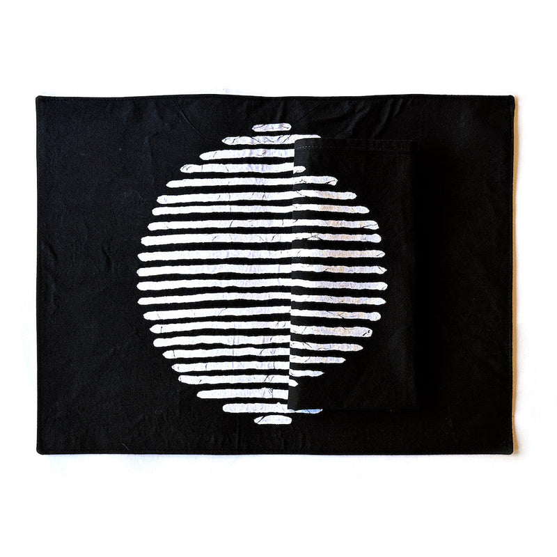 Mwedzi Black Placemats - Set of 2, photo 3 of 3