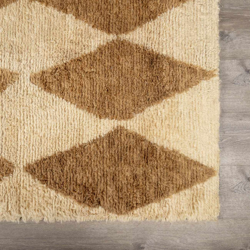 Tivka Diamond Checkered Wool Rug by Boutique Rugs
