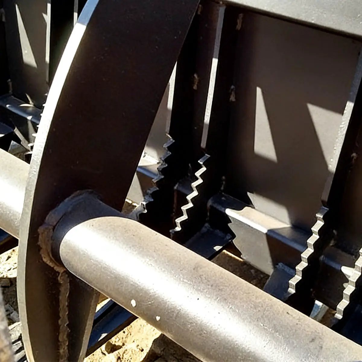 Greatbear 78" Heavy Root Grapple Rake by Chery Industrial