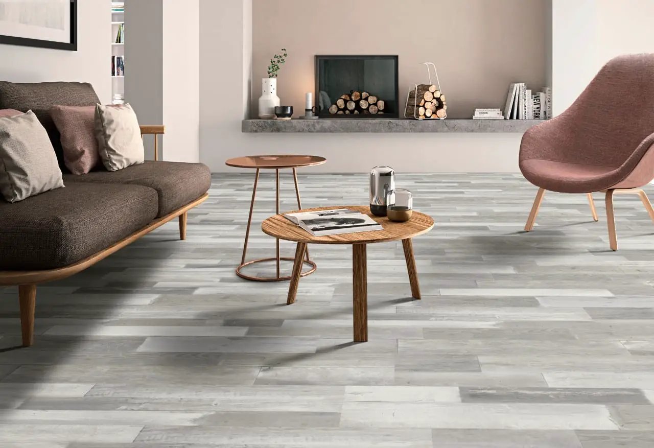 Cyrus Woburn Abbey Semi Gloss End Cap Wood Look Lvt Moldings 1.5x0.25 in a finished room