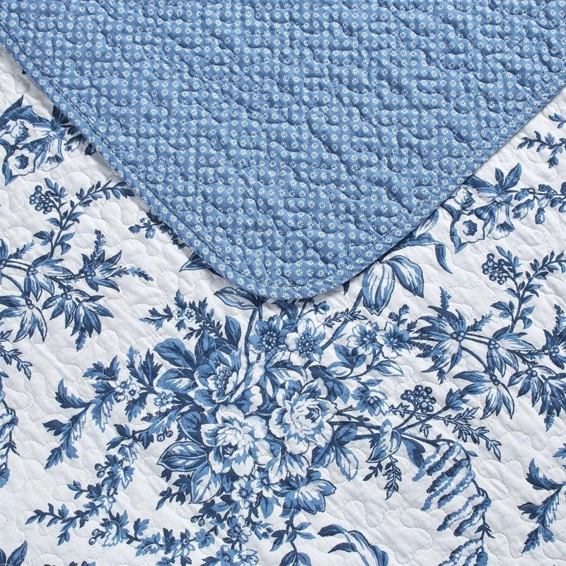 King size 3 Piece Bed-in-a-Bag Reversible Blue White Floral Cotton Quilt Set by HomePacific