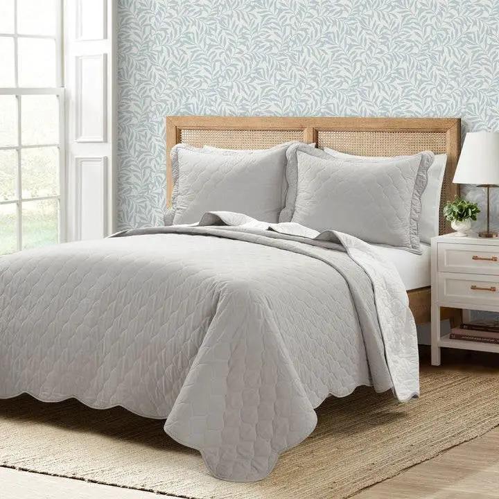 King/Cal King White Grey Scalloped Edge Reversible Thin Light Quilt Set by HomePacific