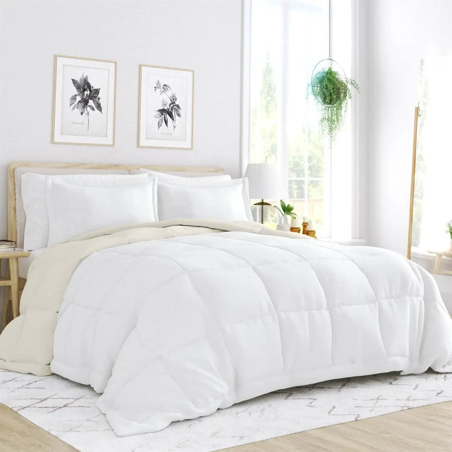 Full/Queen size 3-Piece Microfiber Reversible Comforter Set in White and Cream by HomePacific