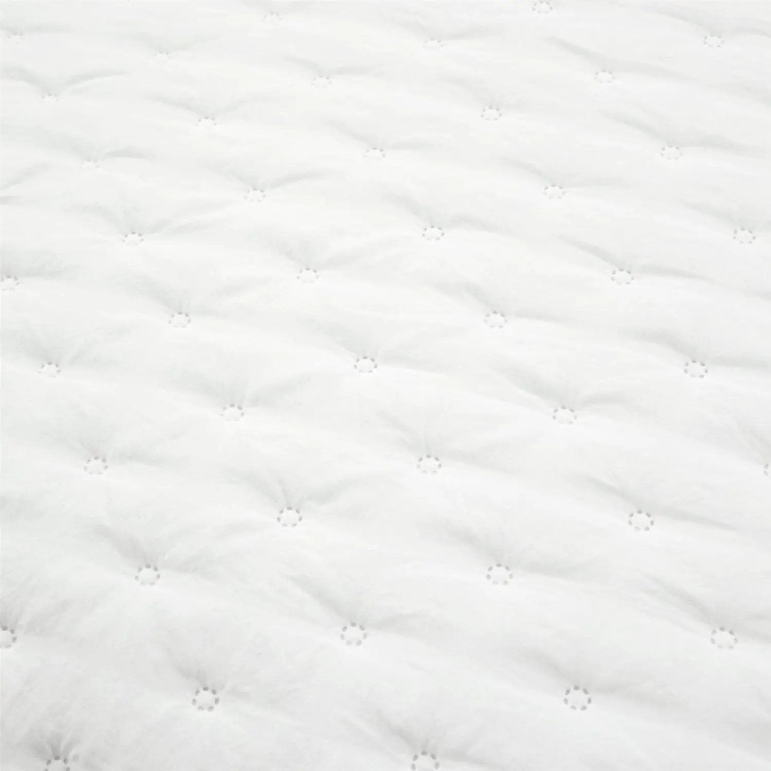 Full/Queen Lightweight White Ruffle Reversible Oversized 3 Piece Quilt Set by HomePacific