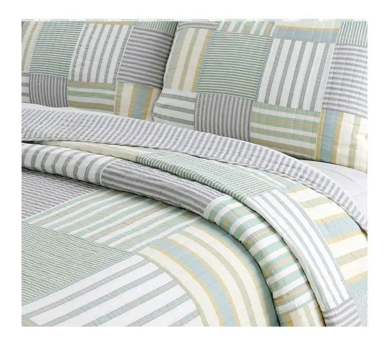 King Size Soft Reversible Patches 100% Cotton Quilt Set by HomePacific