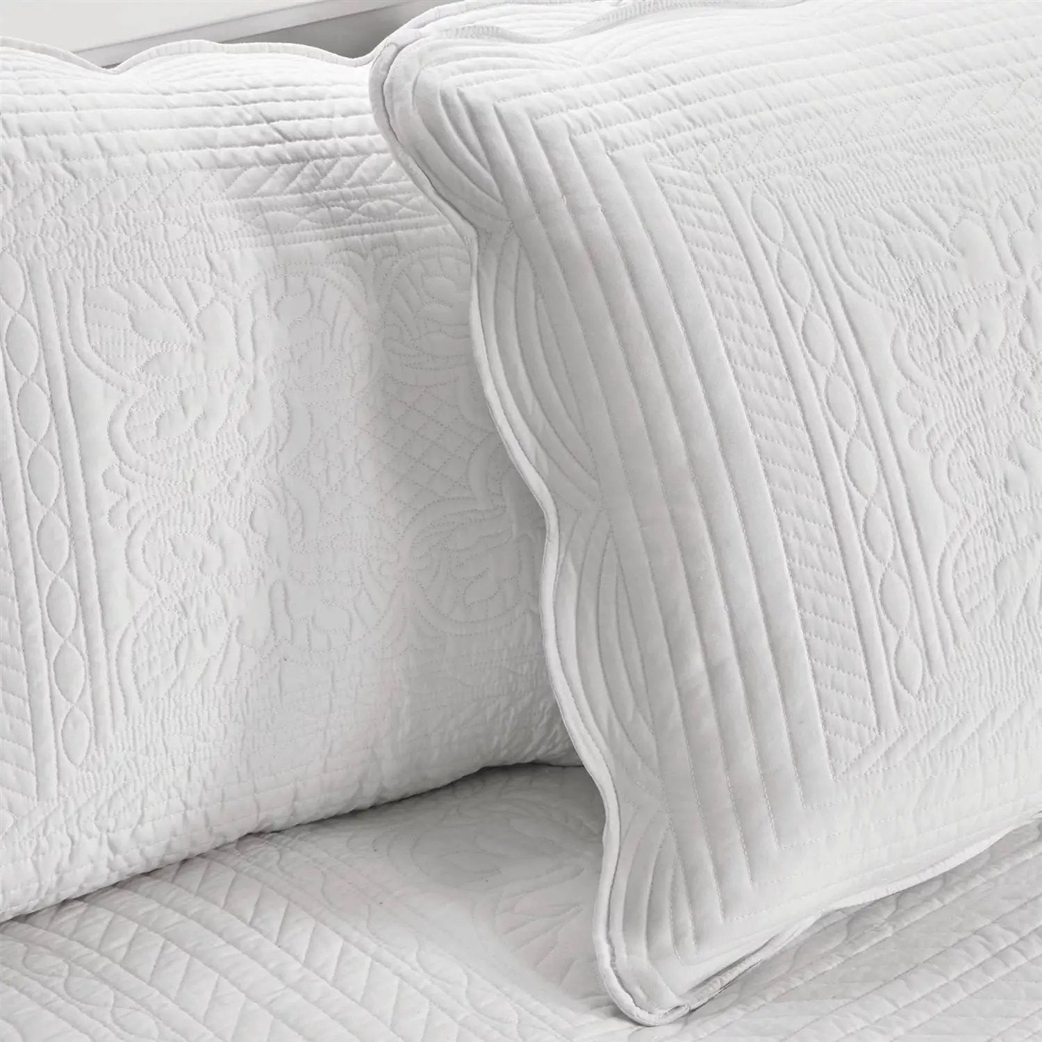 6-Piece Farmhouse White Daybed Cover Bedding Set with Scalloped Edges by HomePacific