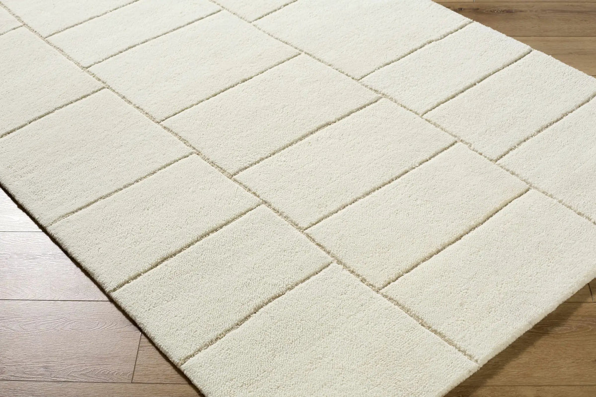 Xylia Beige Area Rug, photo 4 of 8