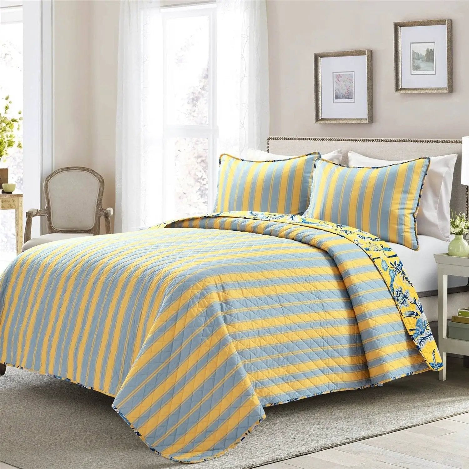 Full/Queen Yellow Blue Peacocks Floral Lightweight Polyester 3-Piece Quilt Set by HomePacific