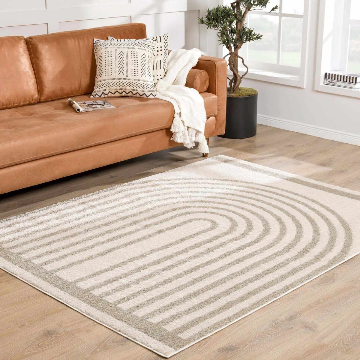 Yasuo Gray Washable Area Rug, installed in a room 2