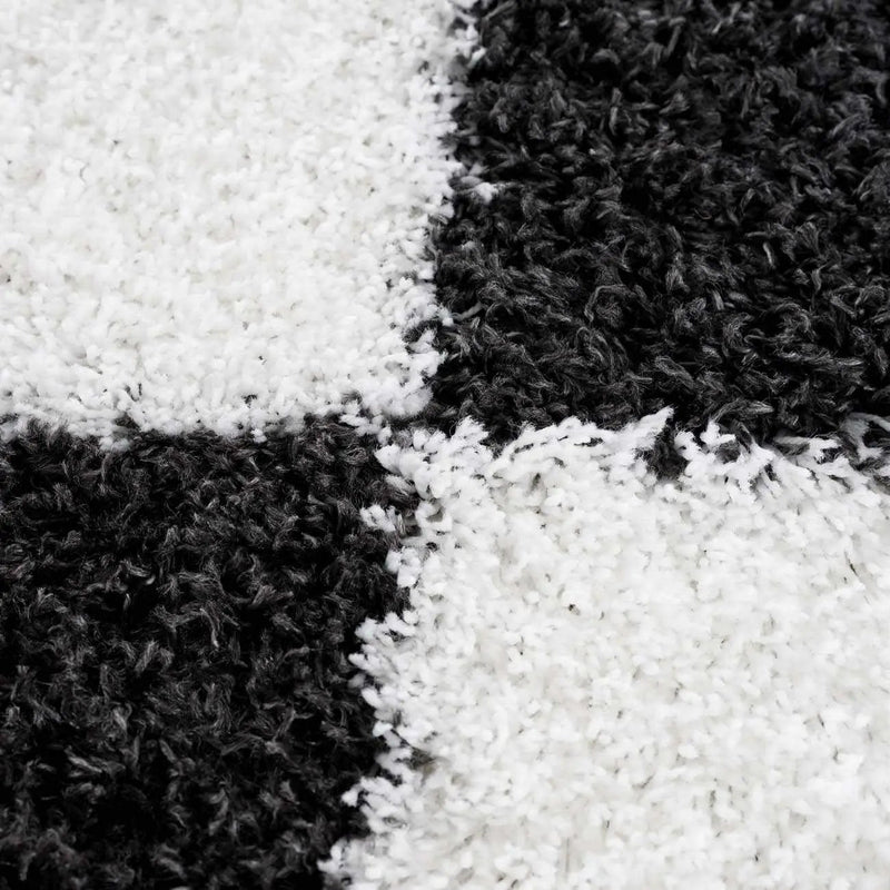 Zahur Black & White Diamond Area Rug - Clearance by Boutique Rugs