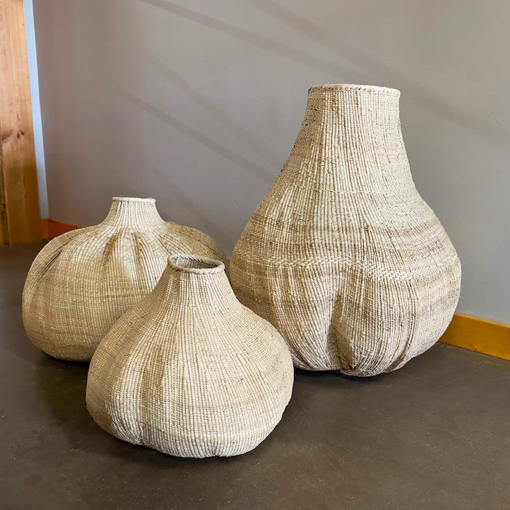 Garlic Tonga Sculptural Basket - XL, photo 4 of 5