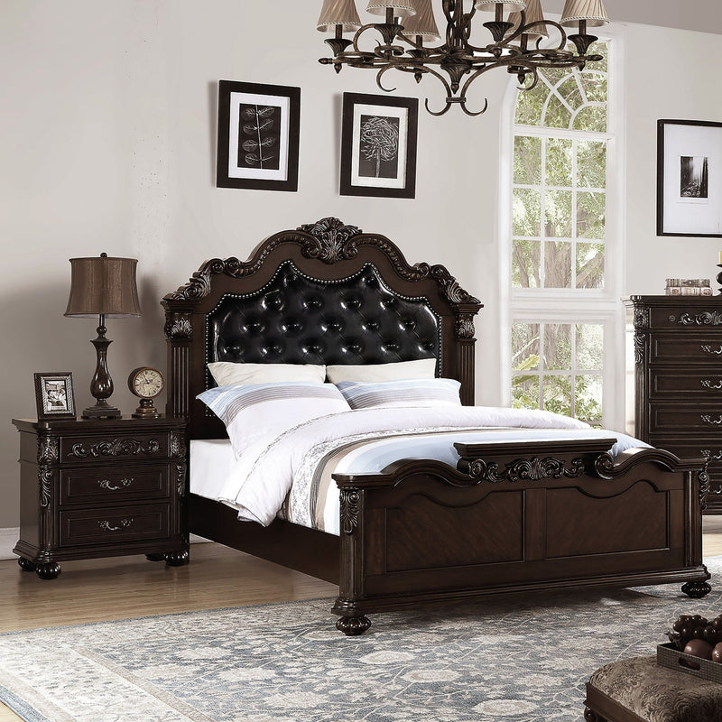3 Piece Bedroom Set With Tufted Headboard And 2 Nightstands by HouseOfZazla