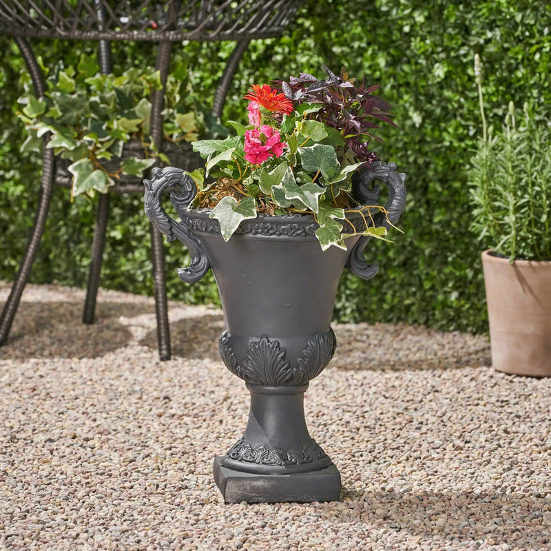 Delphine Urn Planter by HouseOfZazla