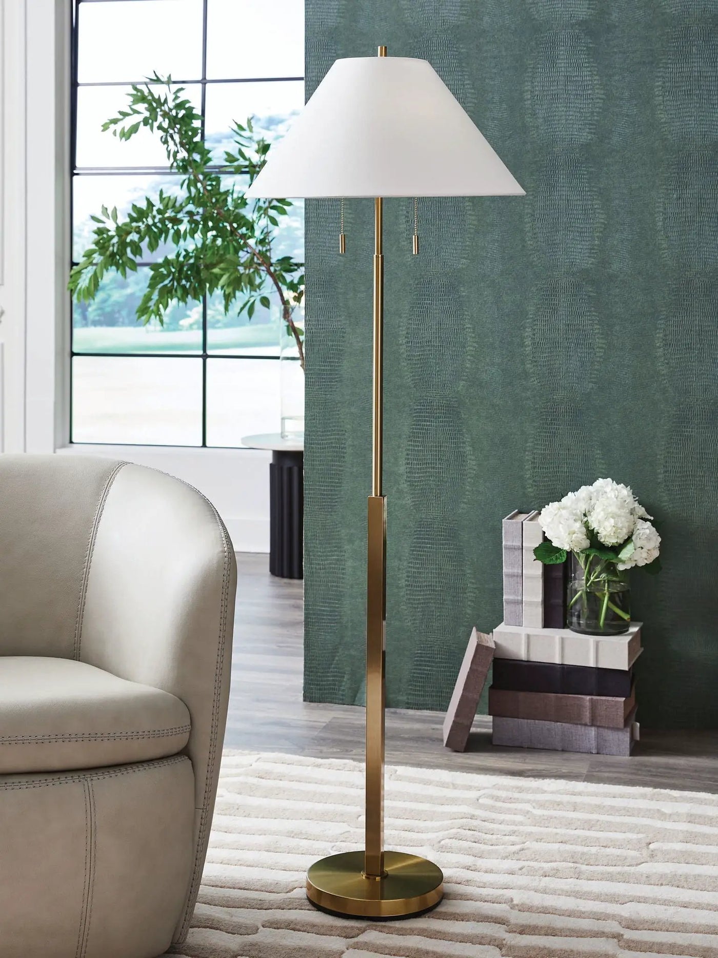 Haigwood - Metal Lamp by Unique Piece Furniture