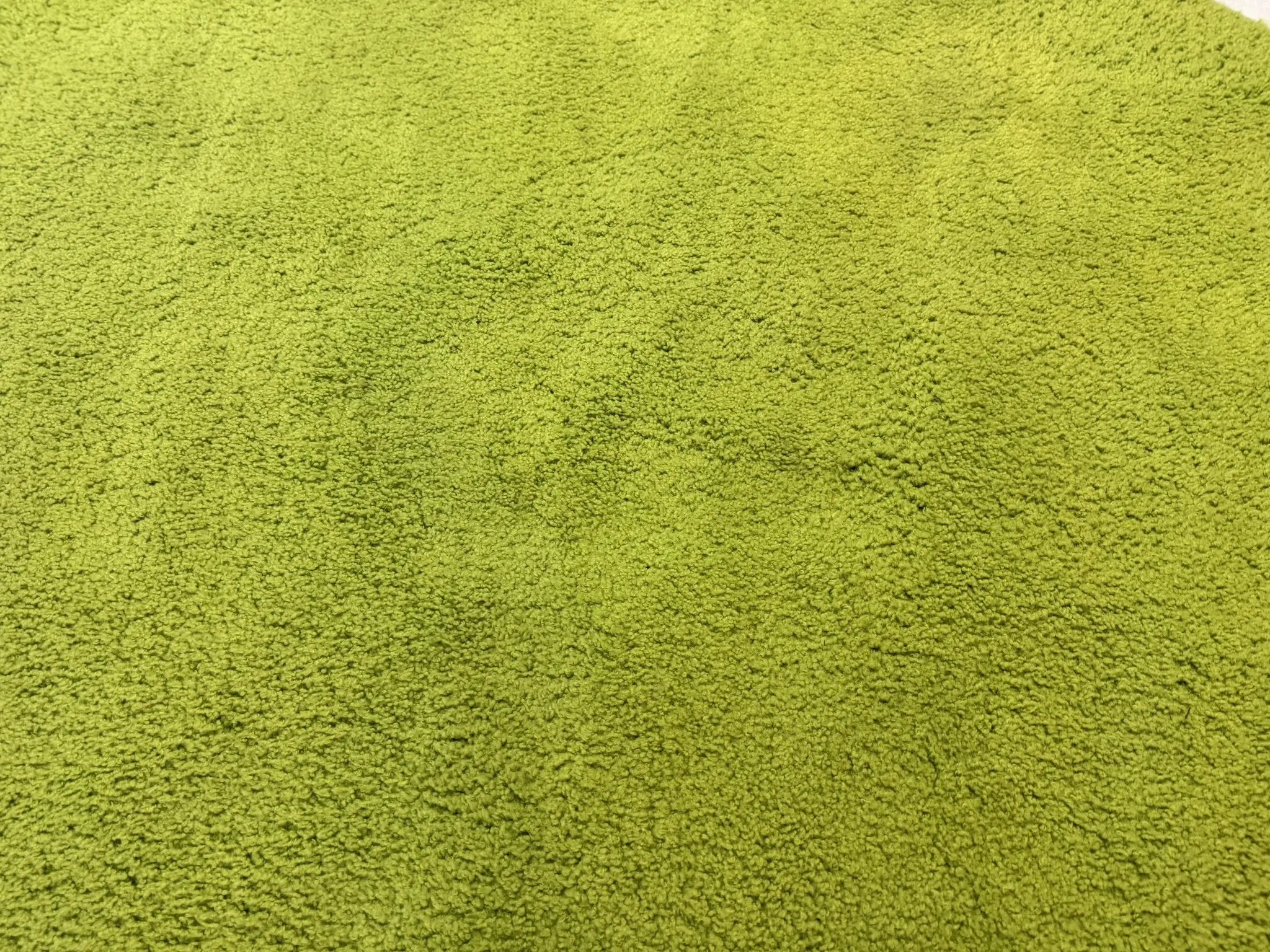 Large Round Rug 9x9, Vintage Retro Design, Lime Green by Jewel Rugs