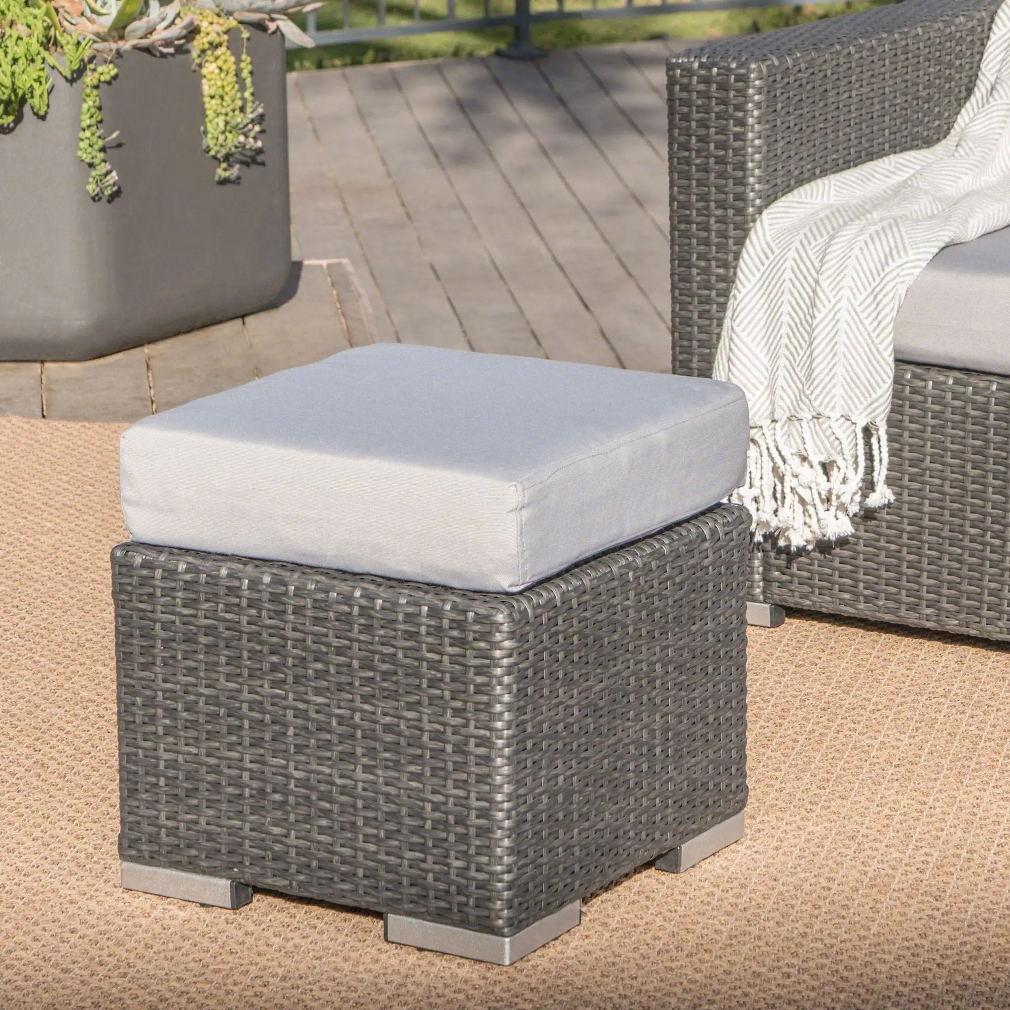 Santa Rosa Outdoor Lounge Ottoman by HouseOfZazla