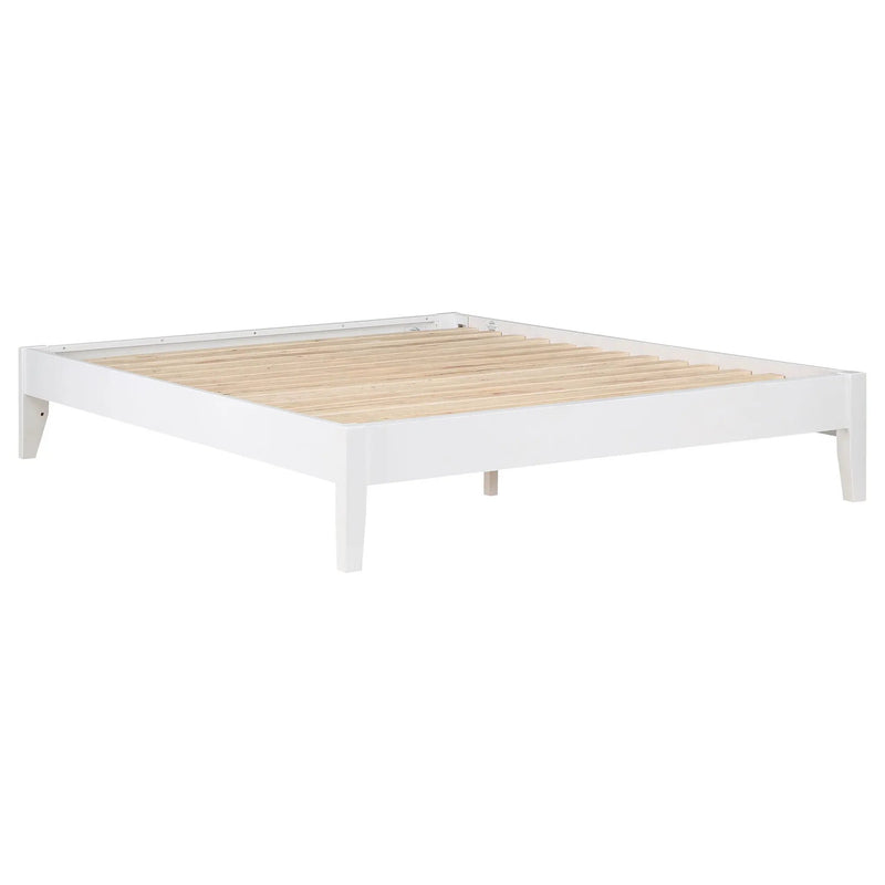 Hounslow Queen Universal Platform Bed White by Unique Piece Furniture