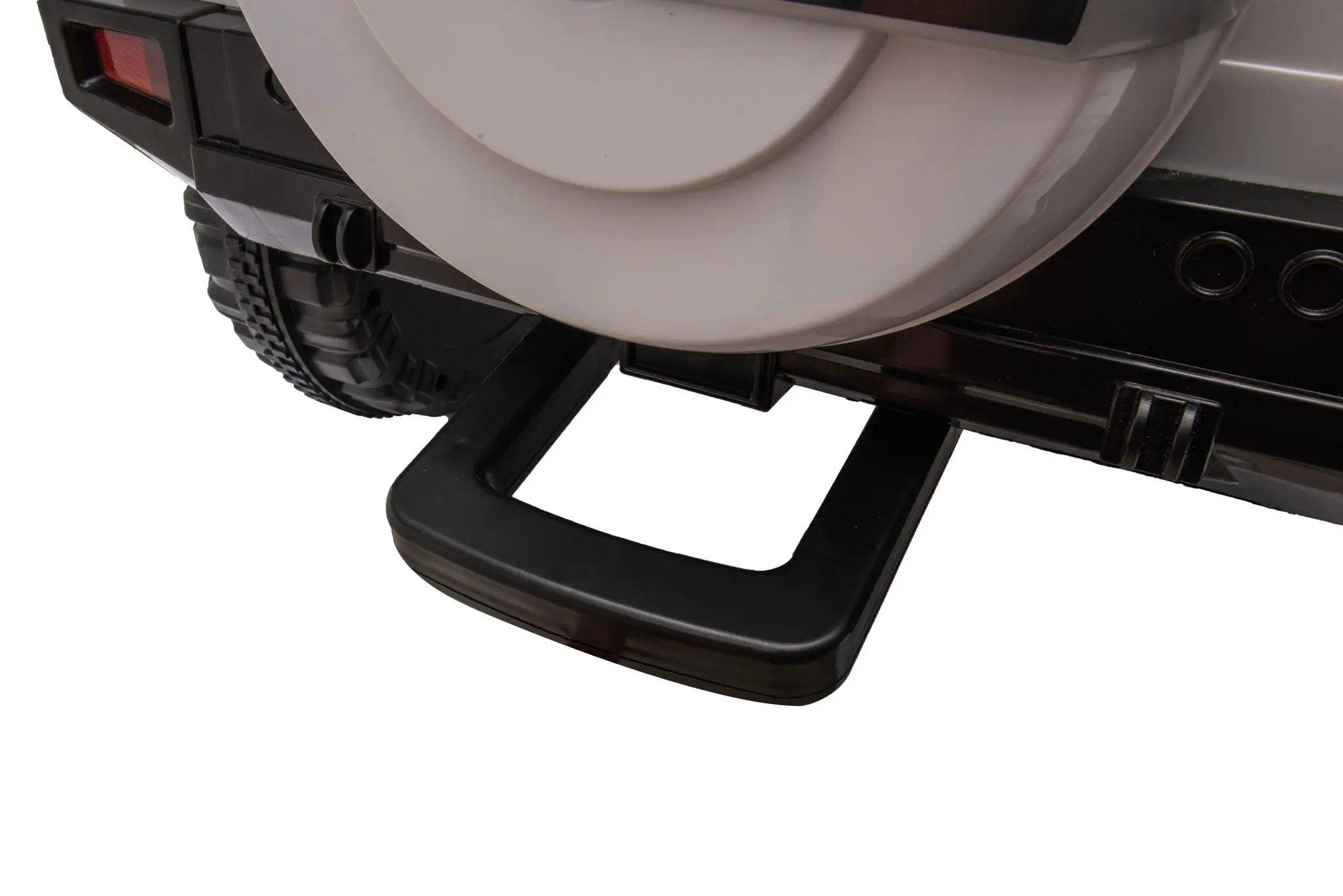 12V7A 30W*2 Four-Wheel Drive Seat One Button Start, Forward And Backward, High And Low Speed, Music, Front Light, Power Display, Two Doors Can Open, 2.4G R / C, Seat Belt Four Wheel Absorber by HouseOfZazla
