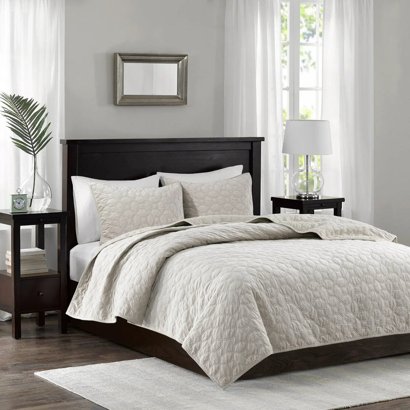 3 Piece Velvet Quilt Set Ivory King/Cal King by HouseOfZazla