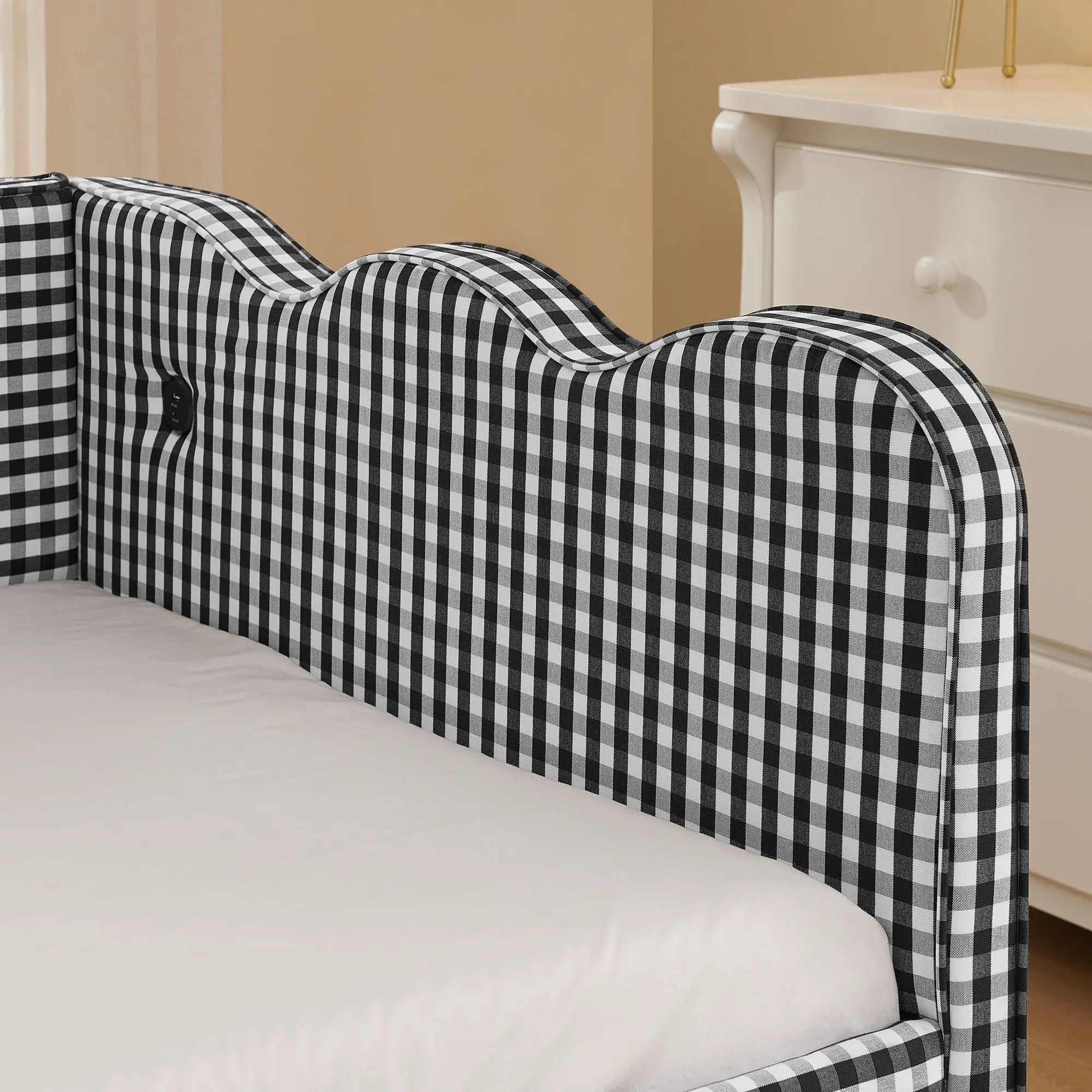 Gingham Daybed With USB Charging Port, Wave Shaped Design