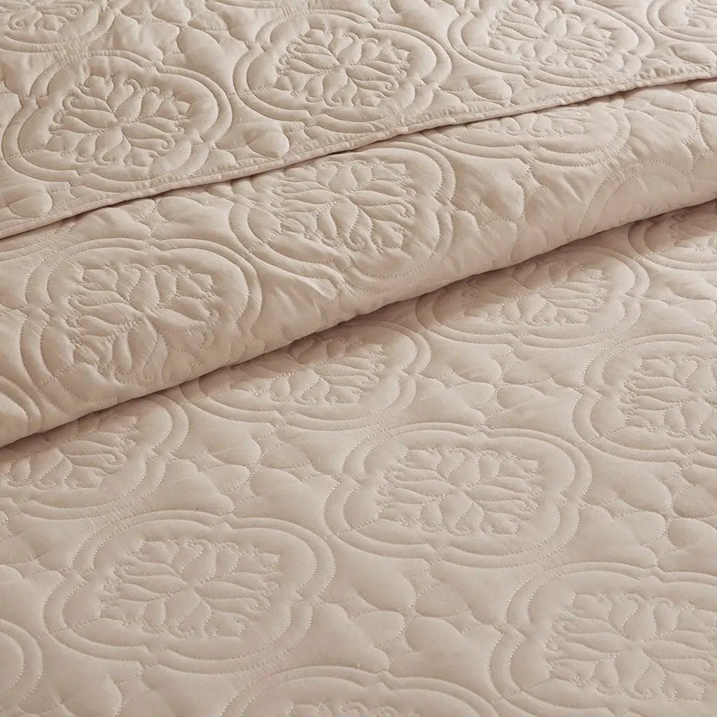 3 Piece Reversible Bedspread Set Khaki King/Cal King by HouseOfZazla