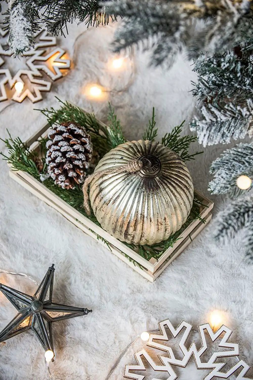 Christmas Ball Ornaments, Glass Decorative Hanging Ball Christmas Tree Ornaments For Holiday Party Decorations (Set of 4) - Silver by HouseOfZazla