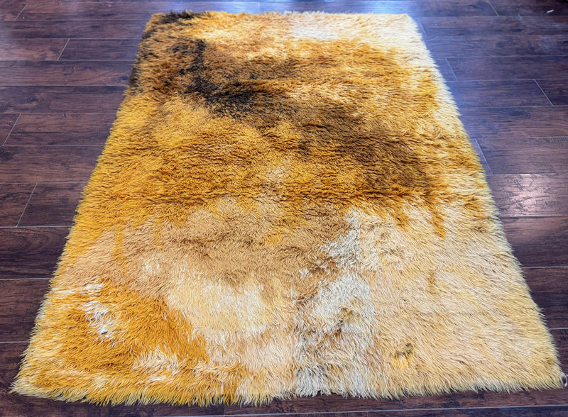 Rya Shag Rug 4.6 x 6, Shades of Yellow, Mid Century Vintage Carpet by Jewel Rugs