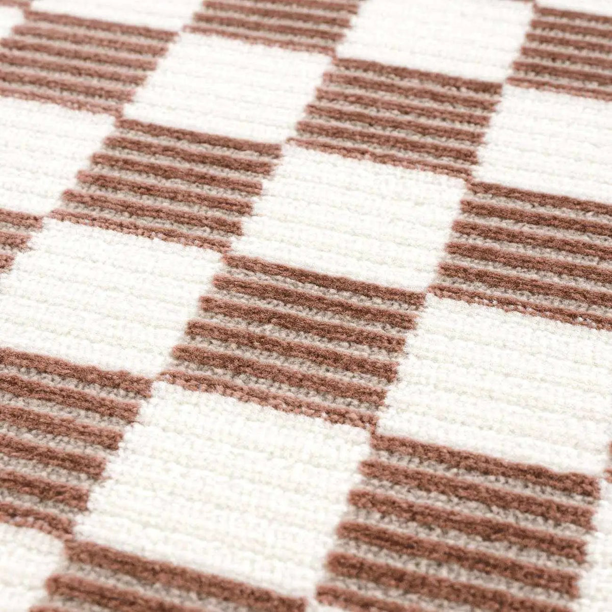 Kaysar Brown Checkered Washable Area Rug, photo 12 of 16