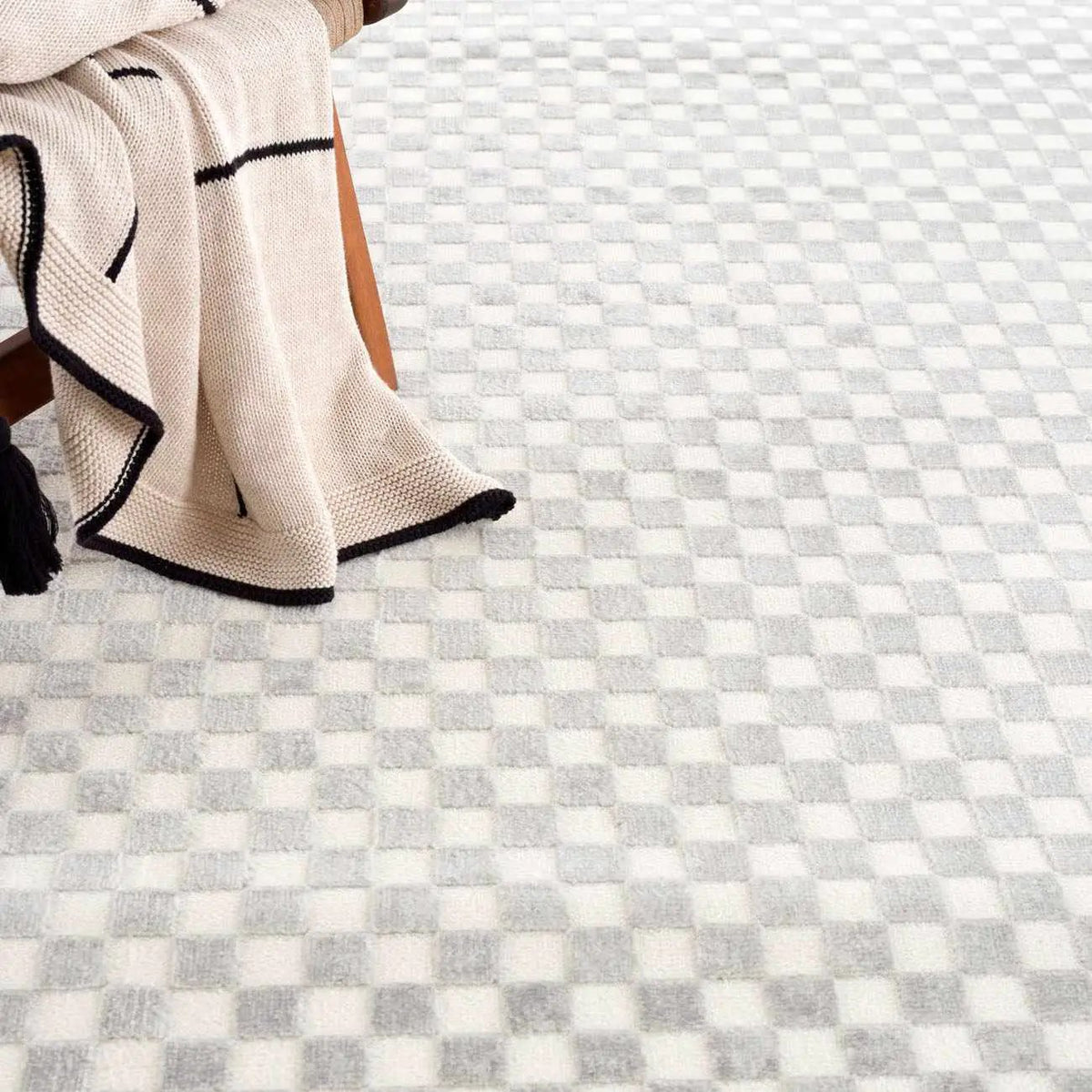Gaiwan Cream Gray Washable Area Rug, photo 12 of 13