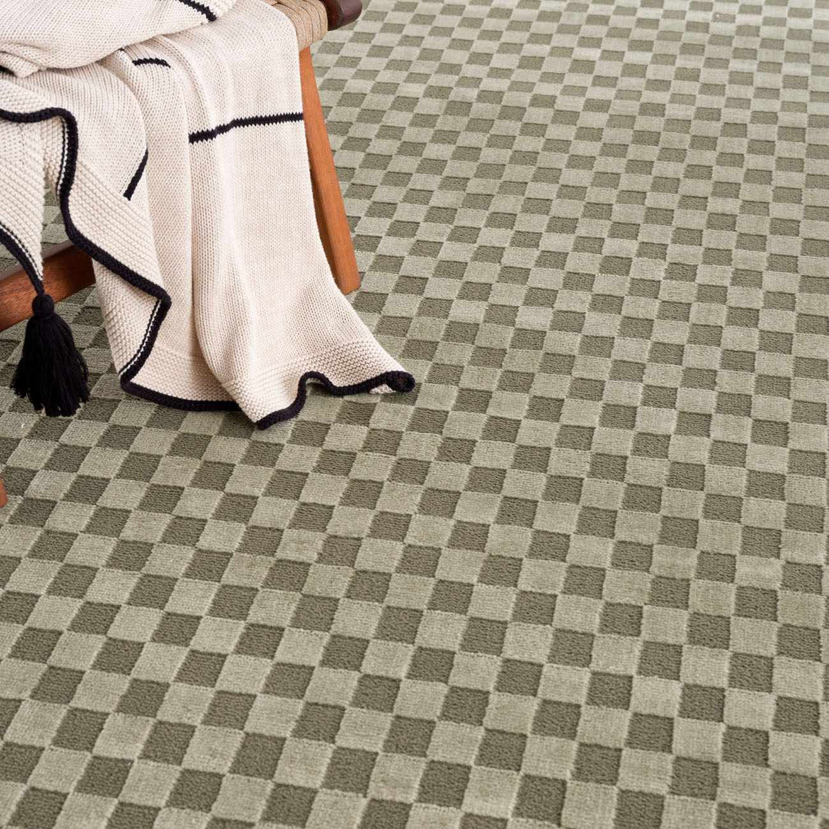 Gaiwan Olive Green Washable Area Rug, photo 12 of 13