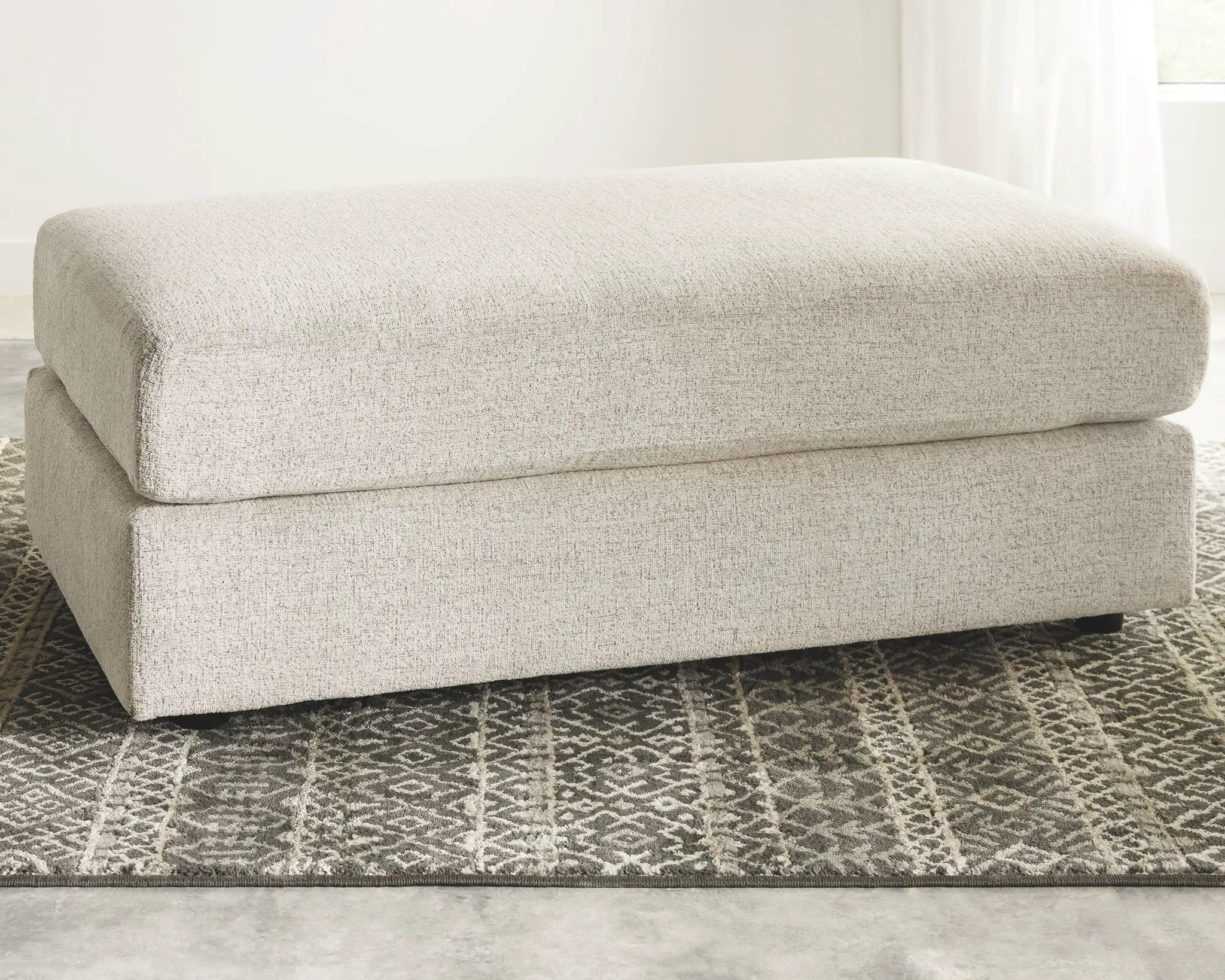 Soletren - Accent Ottoman by Unique Piece Furniture