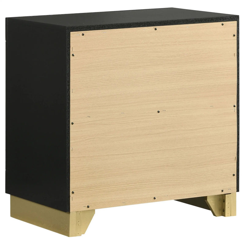 Caraway 4-piece Queen Bedroom Set Black by Unique Piece Furniture