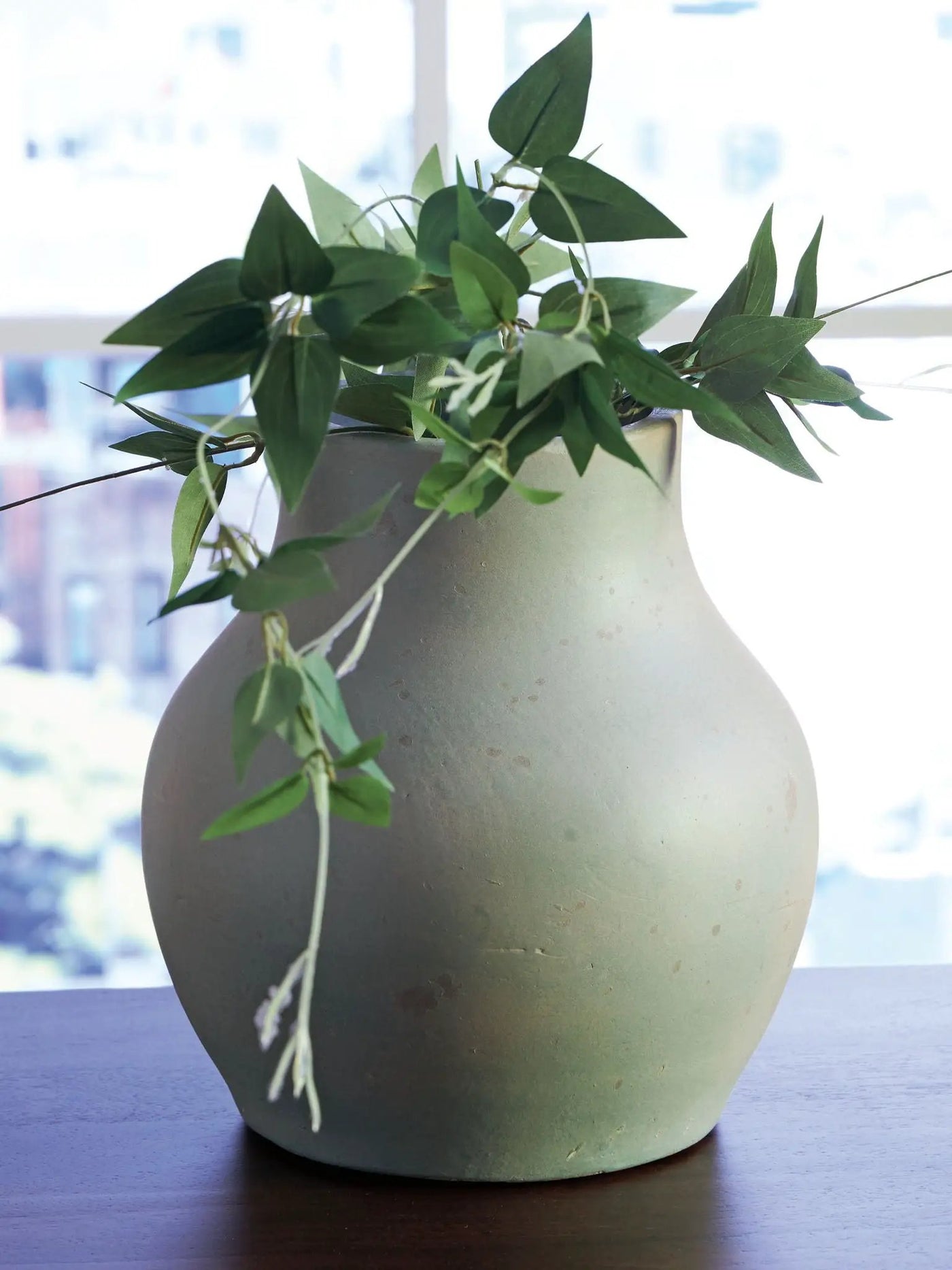 Baychester - Vase by Unique Piece Furniture