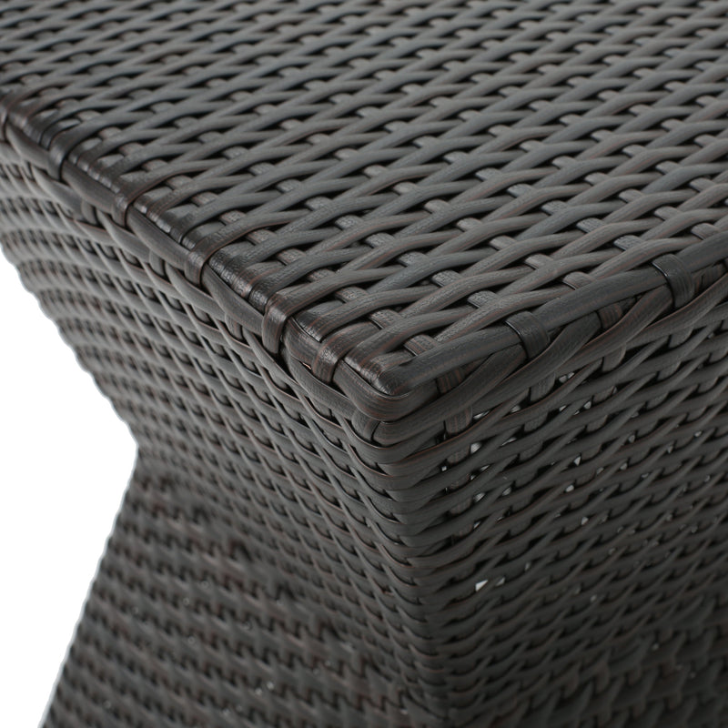 Calhoun 16 Outdoor Wicker End Table by HouseOfZazla