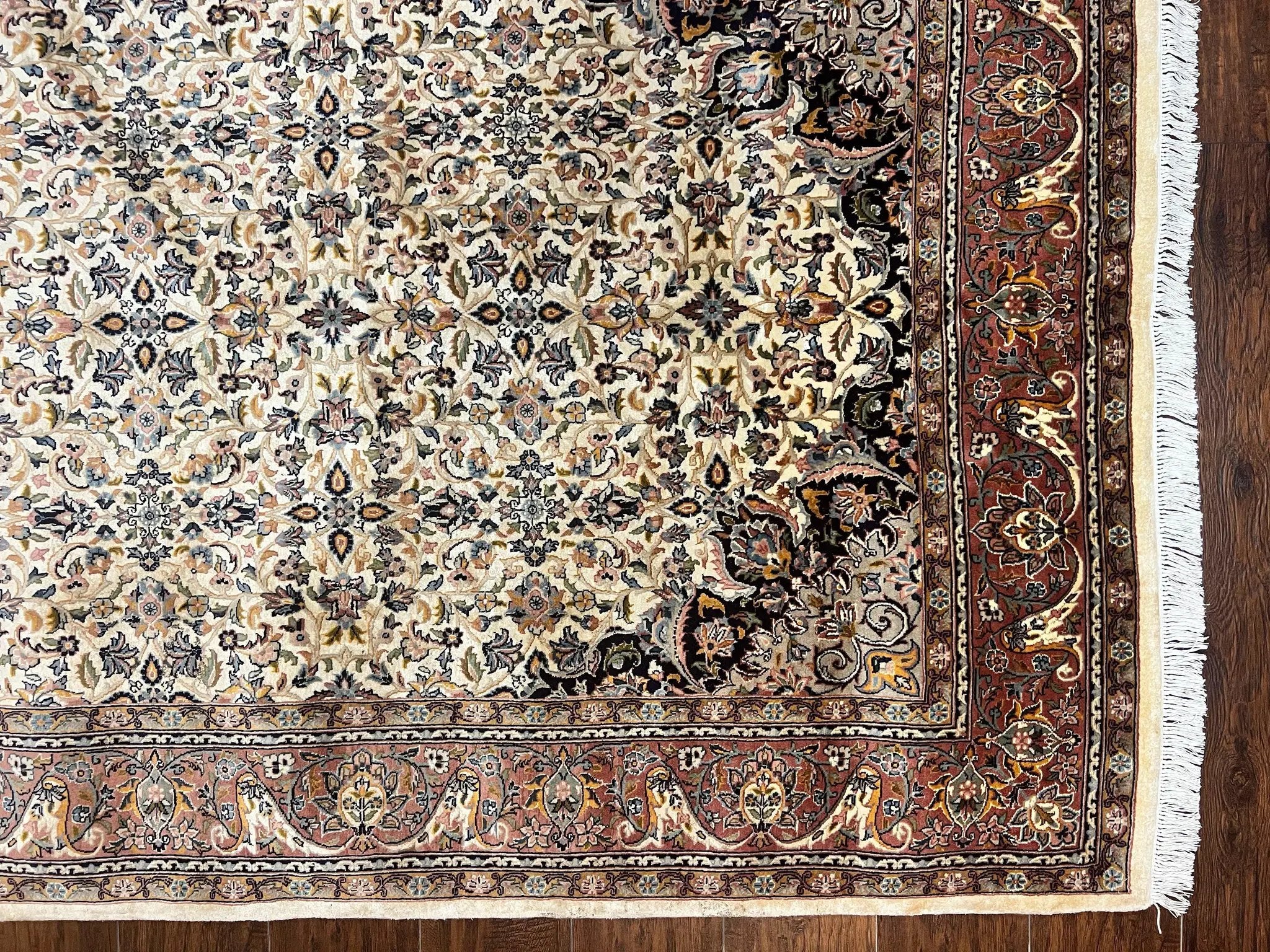 Pak Persian Rug 5x8, Handmade Wool Oriental Carpet, Vintage Rug, Floral Allover, Very Fine 320 KPSI by Jewel Rugs