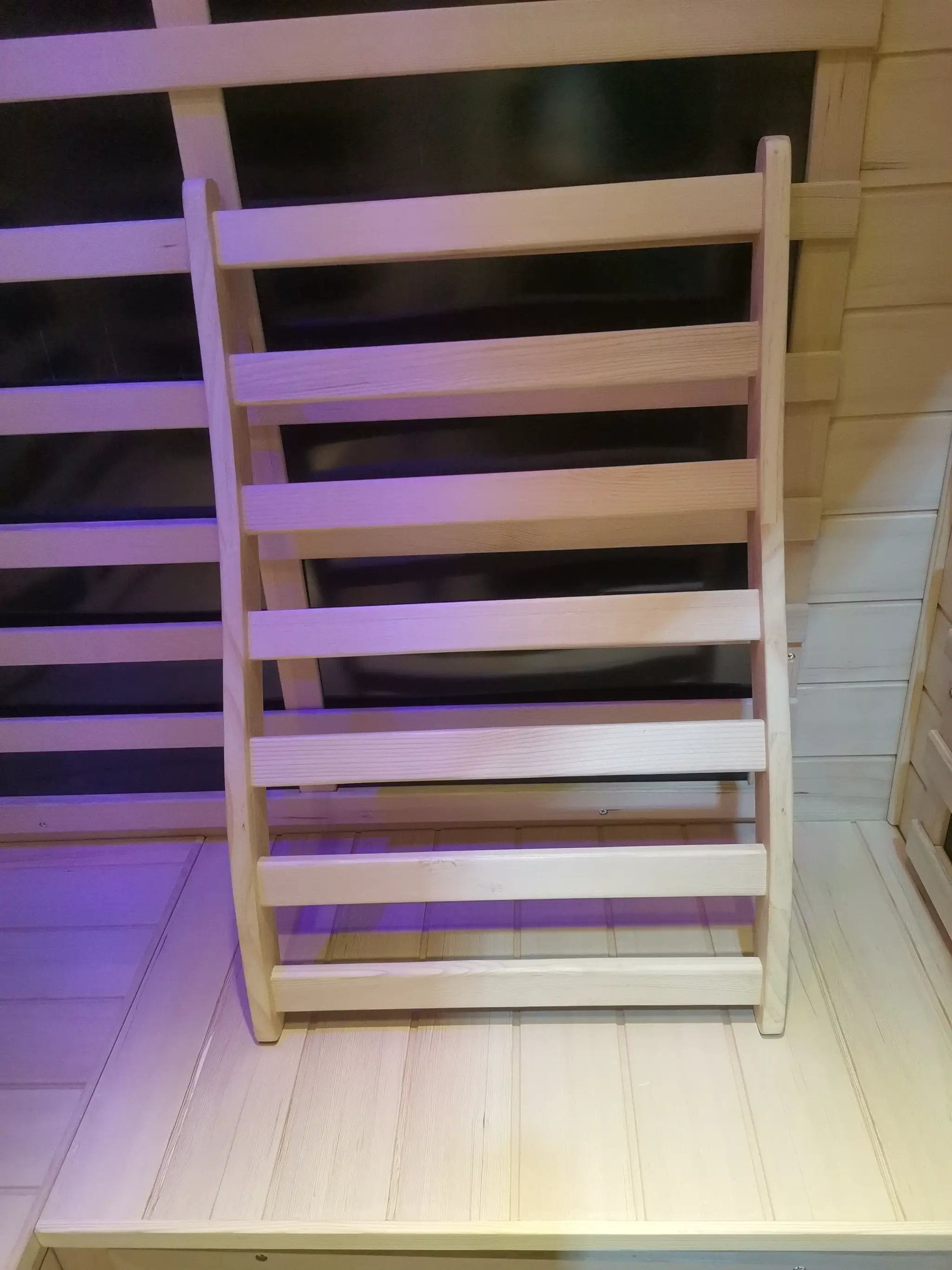 Hemlock Wide Flat Grid Sauna Room Backrest by HouseOfZazla