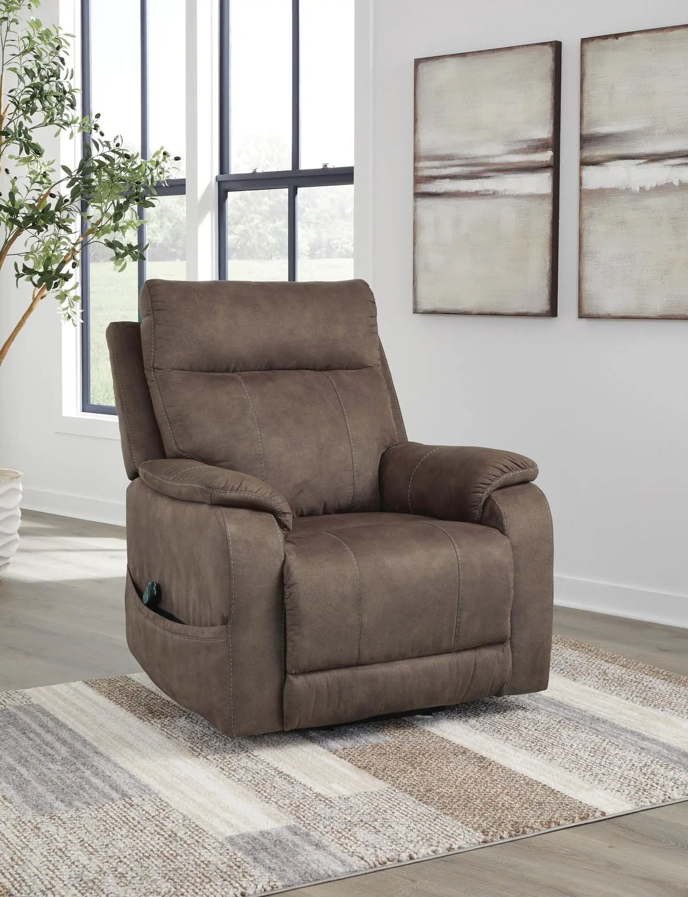 Crestmeade - Power Lift Recliner by Unique Piece Furniture