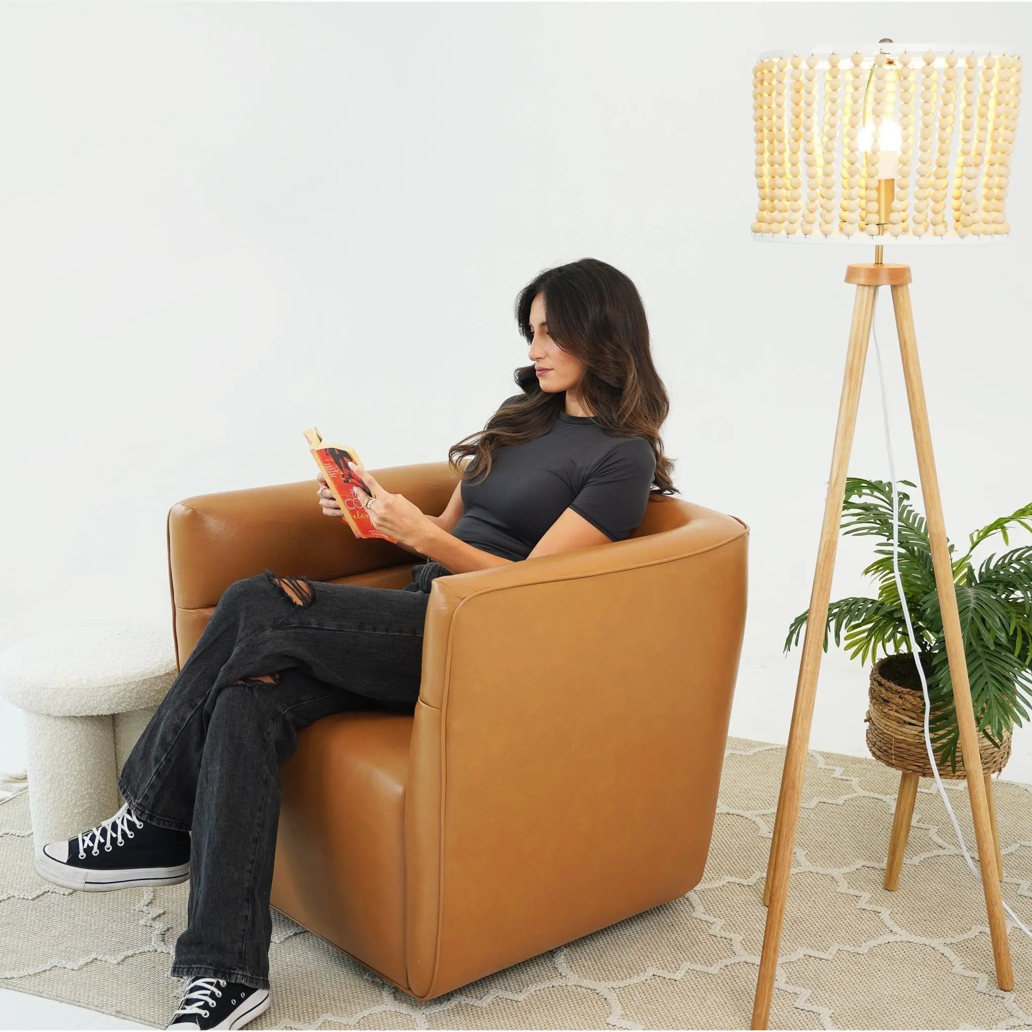 Callan - Swivel Chair - Tan by Unique Piece Furniture