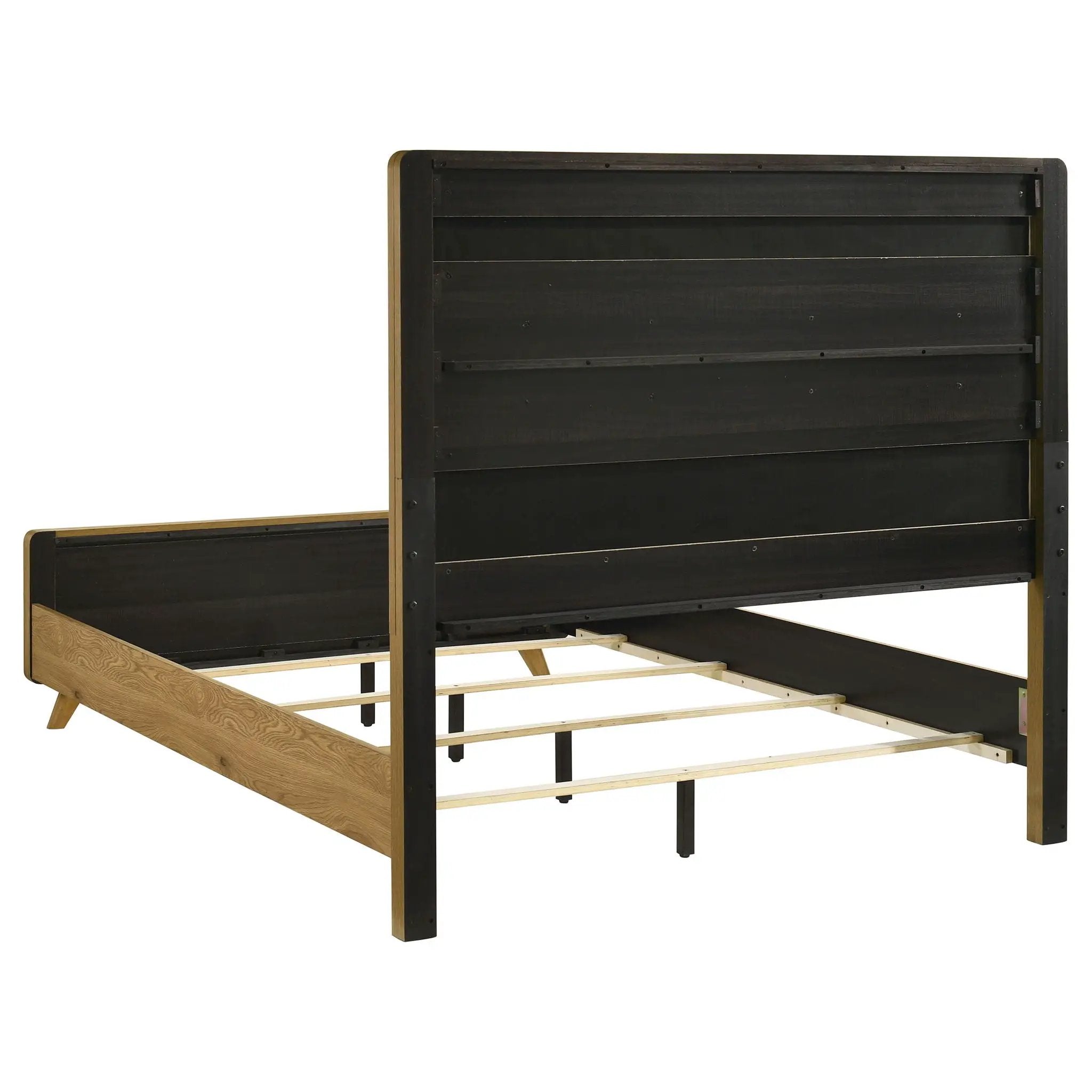 Bennett 4-piece Queen Bedroom Set Light Oak by Unique Piece Furniture