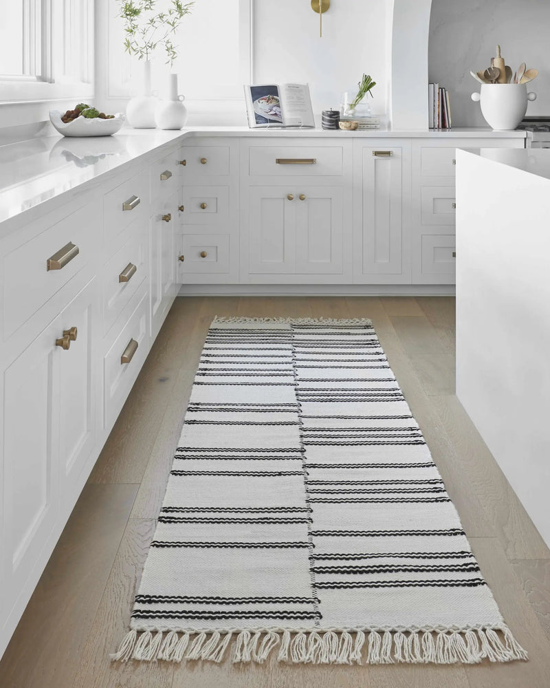 Akash Area Rug - Clearance by Boutique Rugs