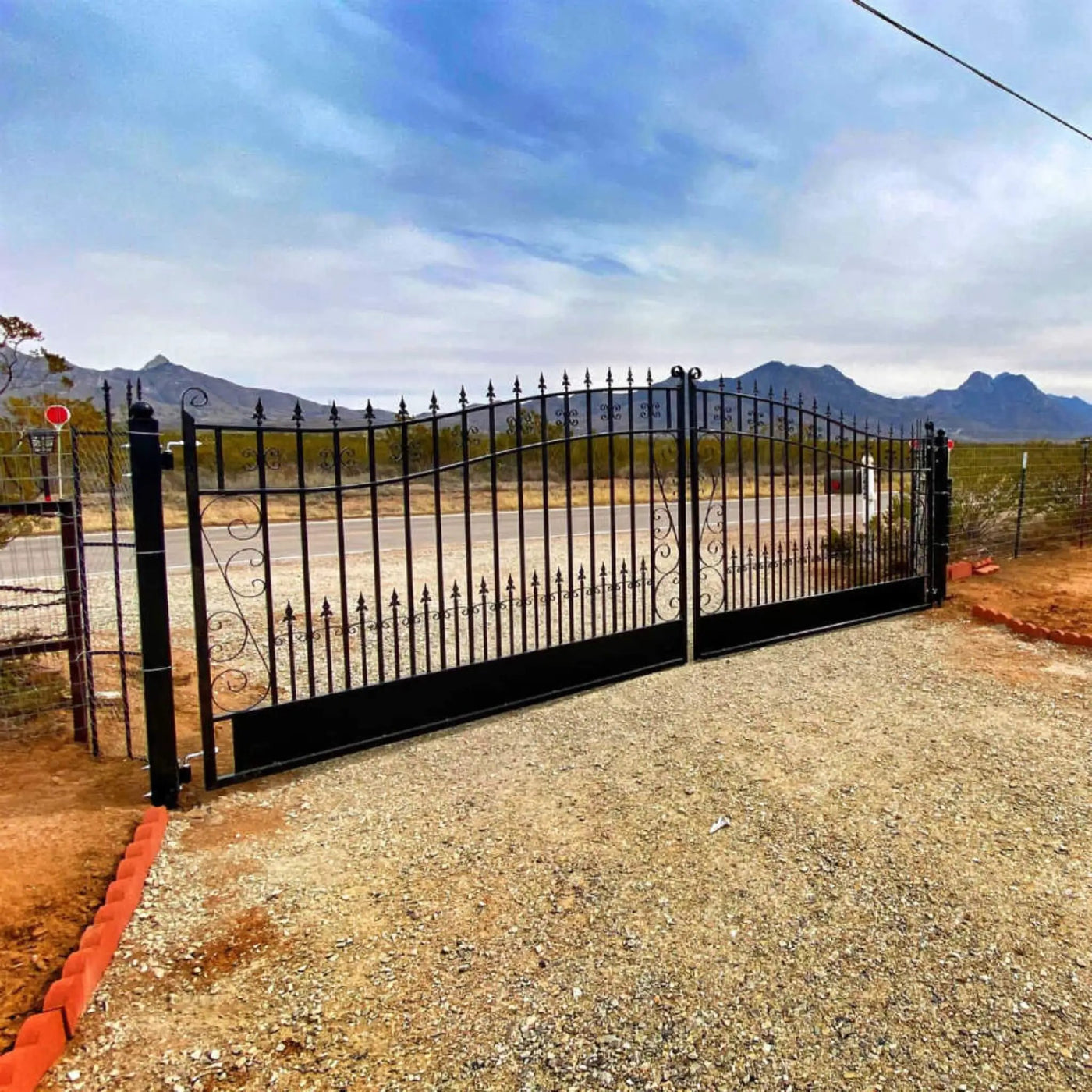 [12-18FT] Heavy-Duty Venice-Style Steel Dual-Swing Driveway Gate (SAK68025) by SAKSBY WHOLESALE